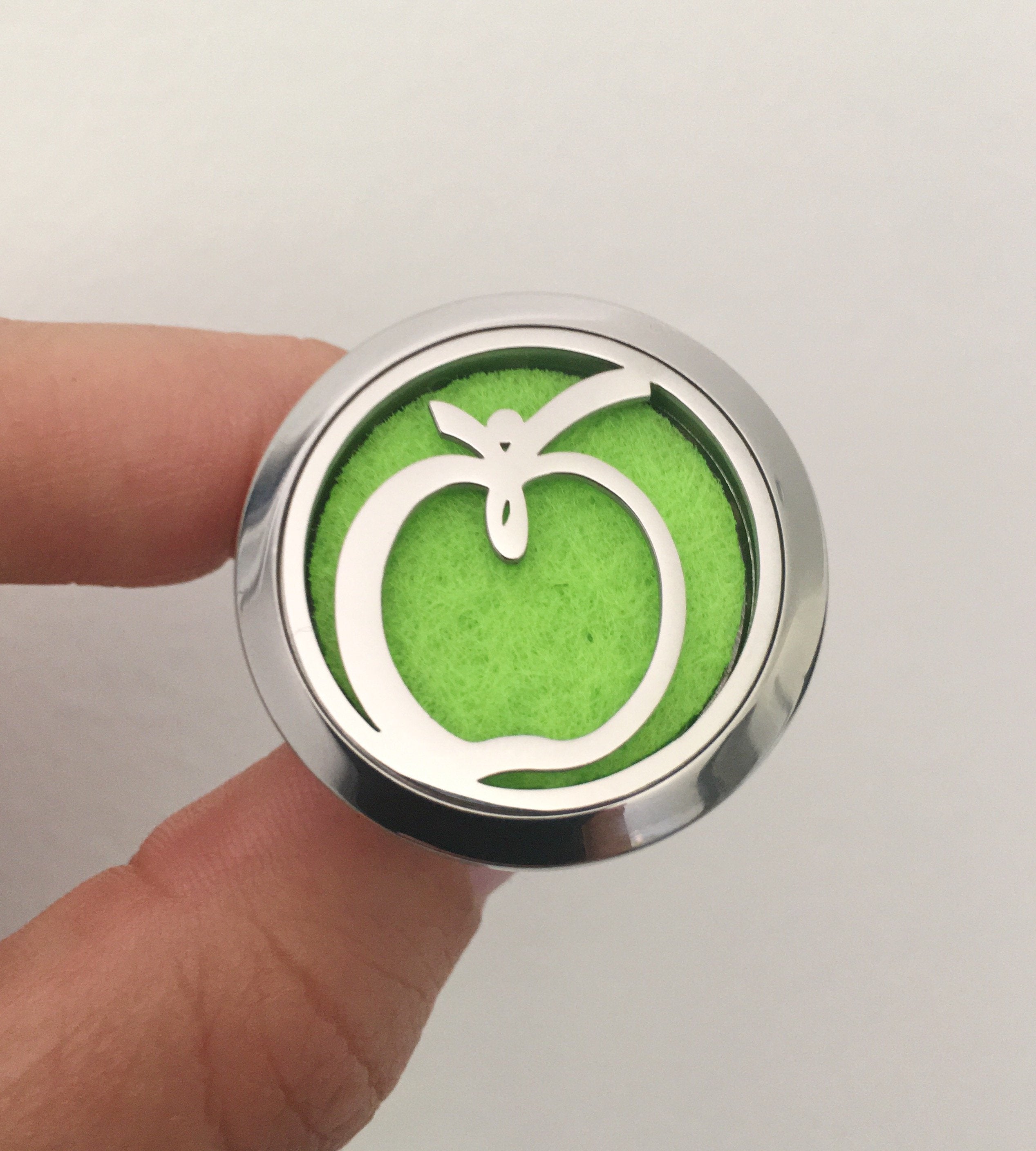 Victory in HealingStrong™ Stainless Steel Car Diffuser Clip