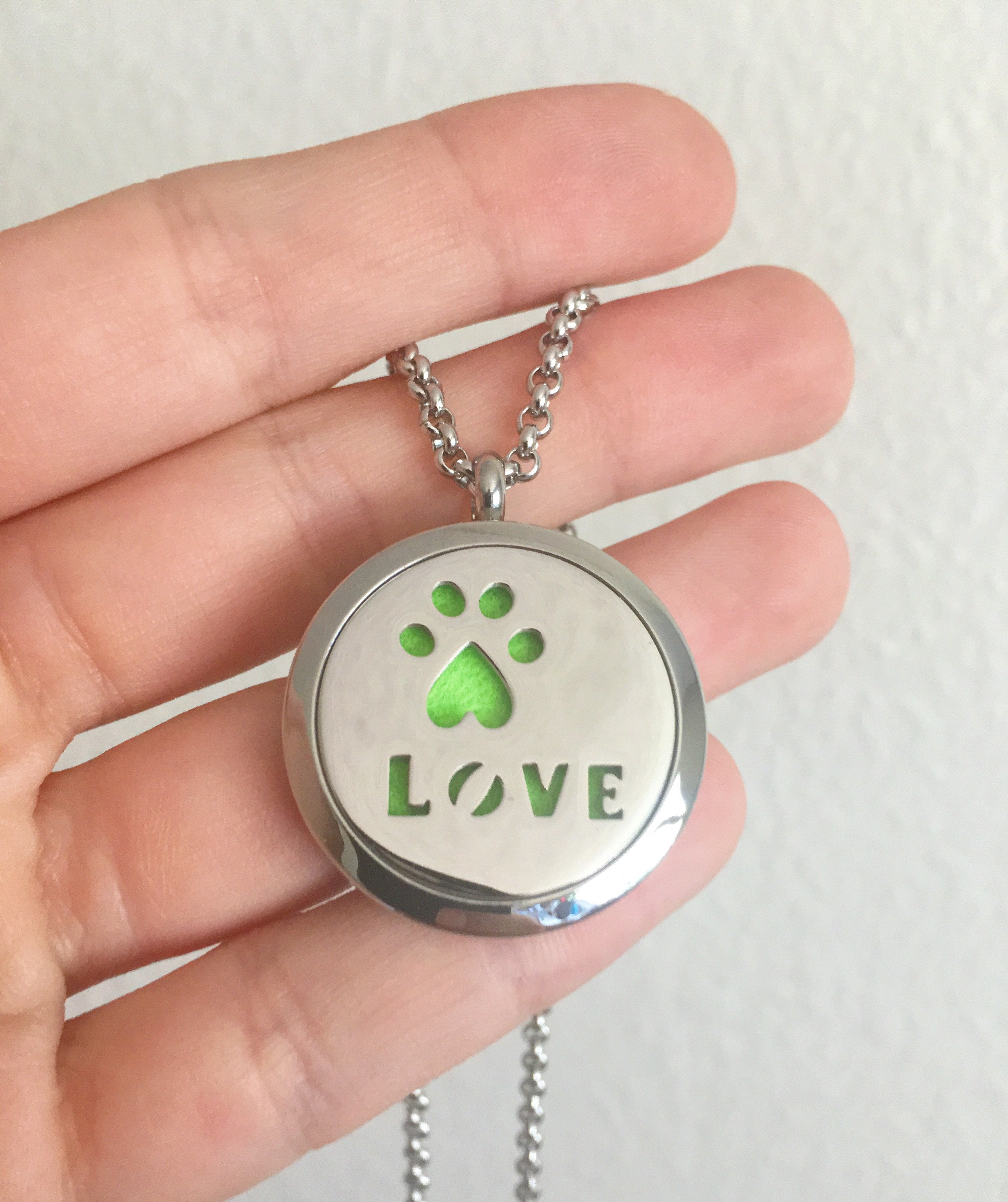Stainless Steel Paw Essential Oils Necklace
