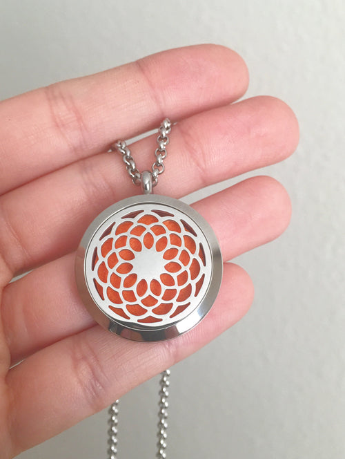Stainless Steel Sunflower Essential Oil Necklace